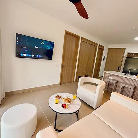 Tu Próximo Destino Favorito, Directo A Tu Comodidad * Cartagena
